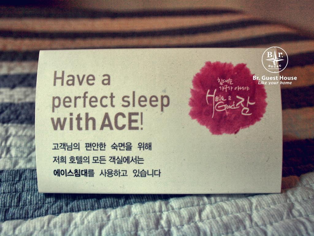 Br. Guesthouse Hongdae Seoel Buitenkant foto
