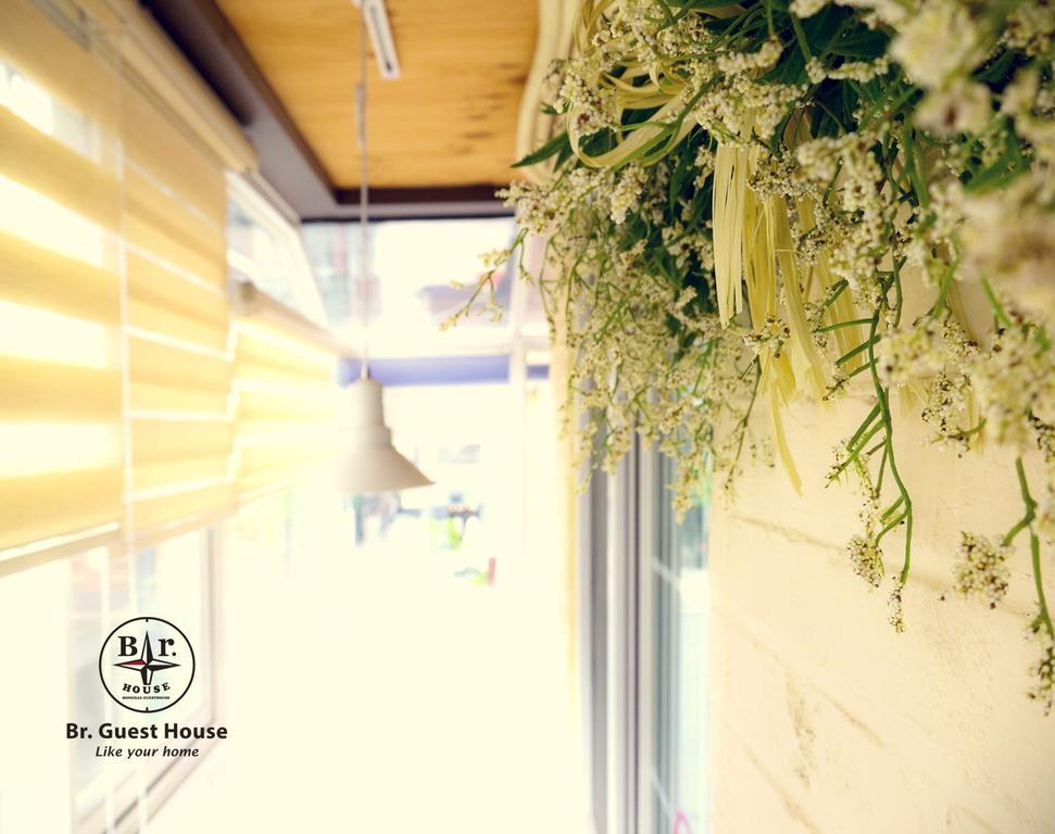 Br. Guesthouse Hongdae Seoel Buitenkant foto