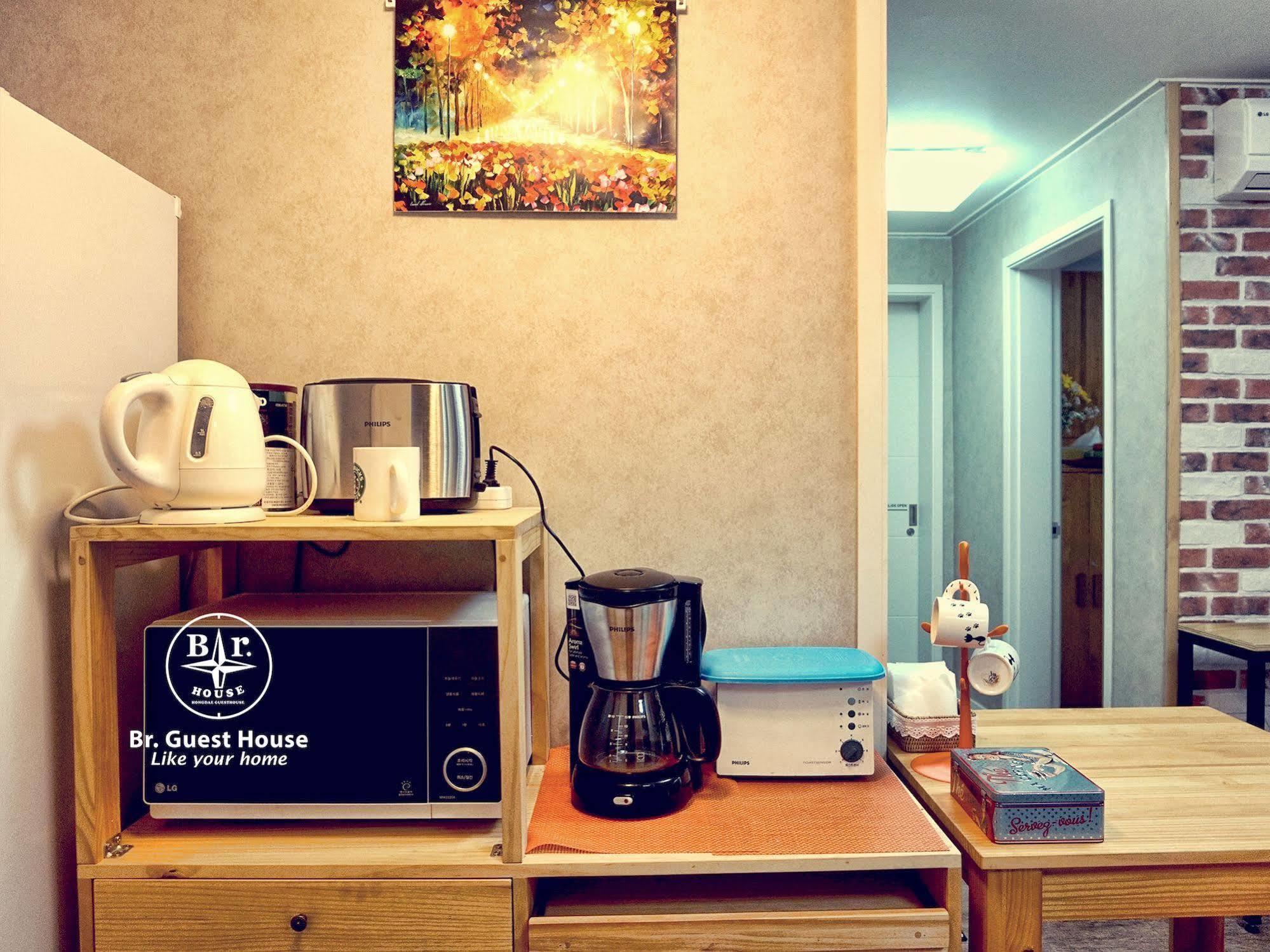 Br. Guesthouse Hongdae Seoel Buitenkant foto